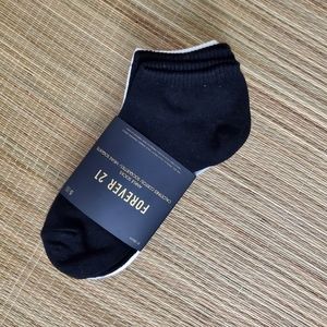 Forever 21 ankle socks 5 pack hosiery